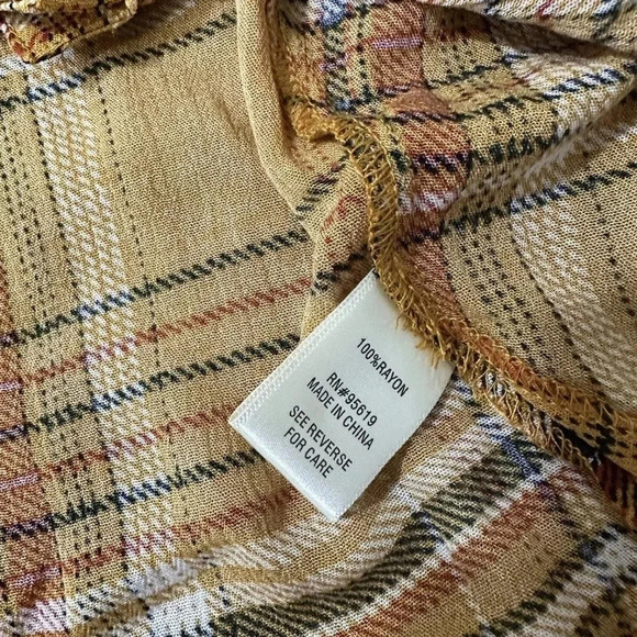 Studio by JPR yellow plaid tie front button down shirt sz S petite - Picture 6 of 6